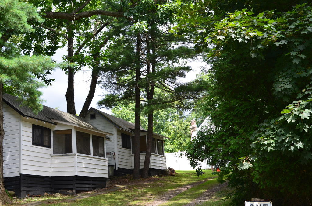 Chamber Lane Motel Round Lake Extérieur photo