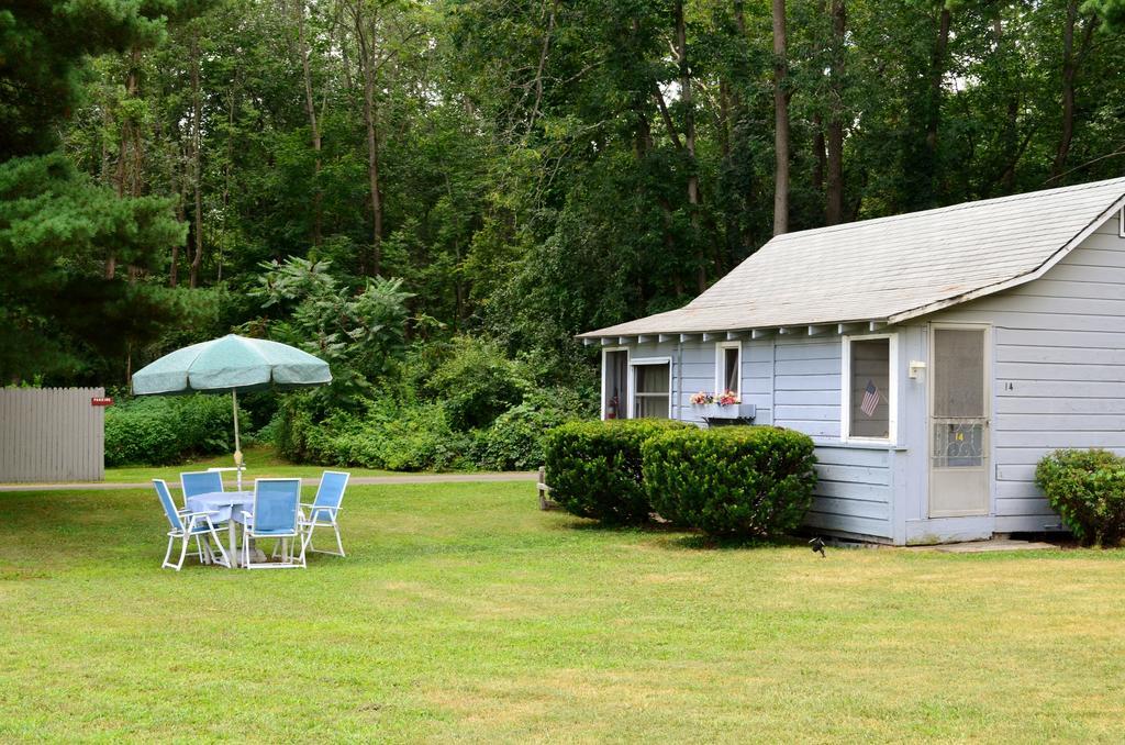 Chamber Lane Motel Round Lake Extérieur photo