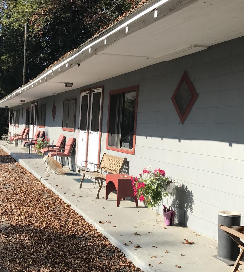 Chamber Lane Motel Round Lake Extérieur photo