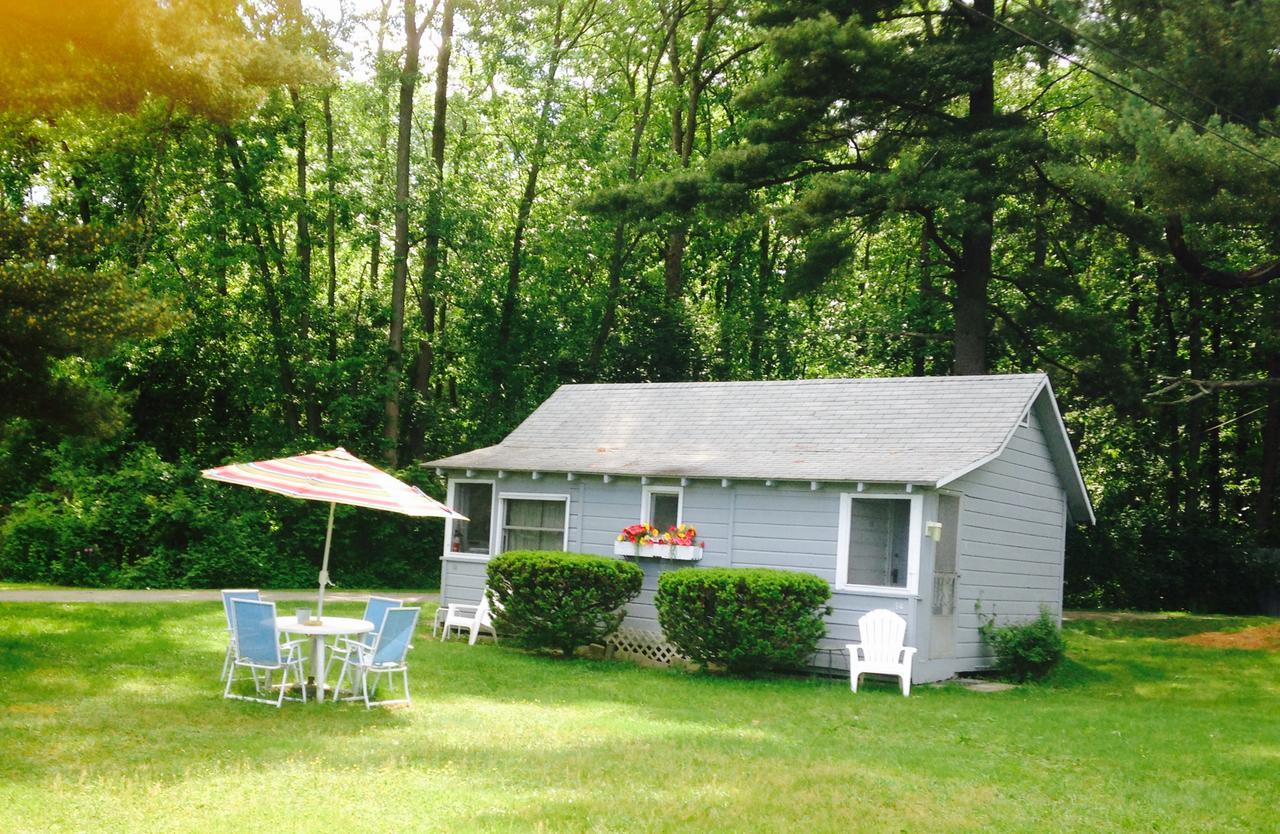 Chamber Lane Motel Round Lake Extérieur photo